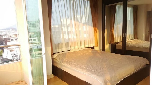 TEL : 092-288 9359 คุณดนิตาLine : https://line.me/ti/p/yxo92dHWP1รายละเอียด : เนื้อที่ 58 ตรม. ชั้น 5 วิวทะเลขนาด 1 ห้องนอน 1 ห้องน้ำตกแต่งครบ เฟอร์นิเจอร์ครบ พร้อมอยู่สถานที่ใกล้เคียง : - ใกล้ตลาดศรีราชา- ใกล้ห้างสรรพสินค้า Atamal- ใกล้โรบินสันศรีราชา- ใกล้รพ.วนาเวช- ใกล้โรงพยาบาลสมเด็จพระนารายณ์ศรีราชา- ใกล้สวนสุขภาพเงื่อนไขในการเช่า สัญญารายปี มัดจำ 2 เดือน ล่วงหน้า 1 เดือน F-A2 (ยุ้ย)