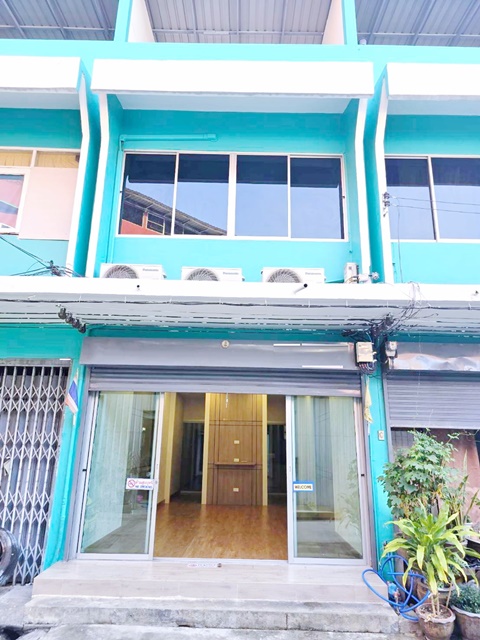 อินทามระ12-16 2-3นอน BTS สะพานควาย MRTสุทธิสาร เช่าโฮมออฟฟิศ 3 ชั้น วิภาวดี 2น้ำ 16,999บาท-เดือน การเดินทางสะดวก พื้นที่ใช้สอยลงตัว เหมาะอยู่อาศัยหรือทำโฮมออฟฟิศ บรรยากาศเงียบสงบ ใกล้แหล่งชุมชนครบครัน3-story home office for rent Intamara 12-16 2-3beds Vibhavadi Rd. 2baths Near BTS SaphanKhwai MRT Sutthisa 16,999 baht per month convenient transportation functional living space suitable for residence or home office peaceful environment close to community amenitiesถนนอินทามระ12-16 แขวงสามเสนใน เขตพญาไท กรุงเทพมหานครขนาด 20 ตร.ว. 200 ตร.ม.Land size 20 sq.wah 200sqm�