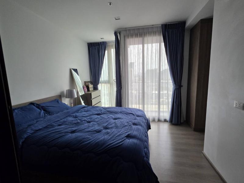 -ขายคอนโด The Line Phahonyothin Park B – วิวเมืองพาโนราม่า สวยที่สุดในย่านนี้! --จุดเด่นห้องนี้-ห้องใหม่เอี่ยม ไม่เคยปล่อยเช่า สภาพดีมาก!- วิวเมืองยามค่ำคืน สวย โรแมนติก ไม่มีตึกบัง-ทิศใต้ - รายละเอียดห้อง- ขนาด 41 ตร.ม. ออกแบบพื้นที่ใช้สอยลงตัว-1 ห้องนอน 1 ห้องน้ำ กว้างขวาง น่าอยู่-เฟอร์นิเจอร์ + เครื่องใช้ไฟฟ้าครบ เข้าอยู่ได้ทันที!- ราคาดีที่สุด! จาก 5.7 ล้าน ลดเหลือเพียง 5.29 ล้าน เท่านั�