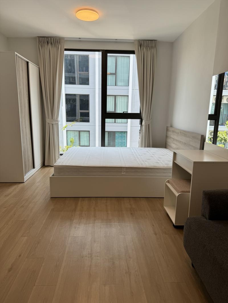 ???? Feel Condo ลาดพร้าว 122ห้องสุดท้าย!! โปรแรงลดโหด ????จองด่วน!!???? เหมาะสำหรับนักลงทุน*****ราคาเพียง 1,550,000.-*****Guaranteed ค่าเช่าให้เดือนละ 8,500 บาท (yield approx. 7%) พร้อมบริหารคนเช่าให้????23.53 ตร.ม. ห้อง studio เฟอร์ครบ พร้อมเครื่องใช้ไฟฟ้าฟรี แอร์ฟรี ชุดครัวฟรี ค่าใช้จ่ายวันโอนห้องนัดเข้าชมห้องจริง วิวจริงค่ะ???????? สอบถามโทร : 090 986 2154???? ลงทะเบียนเพื่อรับสิทธิ์พิเศษ ID Line 0909862154⭐⭐⭐⭐⭐⭐⭐????คอนโด บ้านหรู????พร้อมอยู่????�