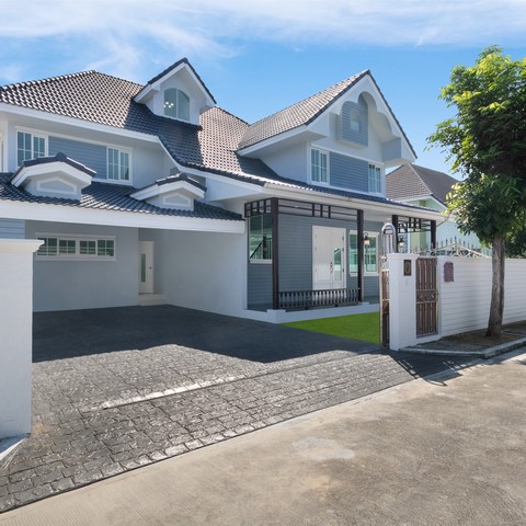 บ้านเดี่ยว 2 ชั้น ขนาด 110 ตร.ว. เลียบคลองทวีวัฒนา รีโนเวทใหม่ (อยู่ระหว่าง ซ.ทวีวัฒนา 5 และ 7) บ้านติดถนนเมนหลัก ต้นโครงการ ถนนหน้าบ้านกว้าง ไม่มีปัญหาจอดรถขวางหน้าบ้านหมู่บ้าน บริติชพาร์ค ทวีวัฒนา บ้านเดี่ยวหรู หลังใหญ่ สไตล์อังกฤษใกล้รถไฟฟ้า: ใกล้กับรถไฟฟ้าสายสีน้ำเงิน สถานีหลักสองใกล้ตลาด: อยู่ใกล้ตลาดเวิลด์มาร์เก็ตใกล้ถนน พุทธมณฑล, ถนนอุทยาน (ถนนอักษะ), ถน�