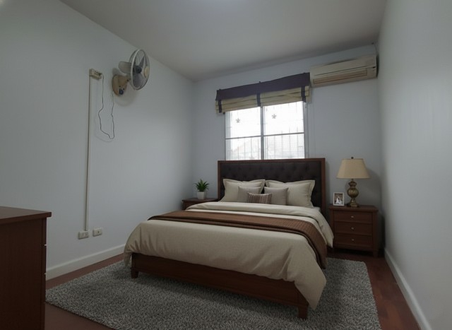 ค่าเช่า 12,000.- คุ้มที่สุดในย่านพระยาสุเรนทร์! ให้เช่าทาวน์โฮม 2 ชั้น โครงการ พฤกษาวิลล์ 6 (Pruksa Ville 6) บ้านไซส์กำลังดีที่มาพร้อมฟังก์ชันจัดเต็มถึง 4 ห้องนอน ตกแต่งและต่อเติมไว้สวยงามมาก สภาพพร้อมเข้าอยู่ทันที ในสังคมส่วนตัวเพียง 294 ยูนิต ไม่แออัด ถนนหน้าบ้านกว้างจอดรถได้ทั้งสองฝั่งแต่รถยังวิ่งสวนกันได้สบาย✨ รายละเอียดและจุดเด่นของบ้าน:-ที่ดิน: ขนาด 16 ตารางวา พื้น�