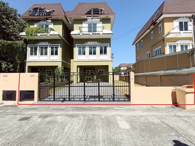   ขาย บ้านเดี่ยว/ทาวน์เฮ้าส์/คอนโด โครงการ อิมเมจ ถนน บางกรวย - ไทรน้อย บางบัวทอง นนทบุรี  ถนน/ซอย ถนน บางกรวย - ไทรน้อย ตำบล บางรักพัฒนา อำเภอ บางบัวทอง จังหวัด นนทบุรี  ราคาโปรโมชั่น   3,820,000   บาท    ลดจาก   5,280,000   บาท ราคาโปรโมชั่นตั้งแต่วันที่ 1 เมษายน 2569 – 30 มิถุนายน 2569  รายละเอียดทรัพย์ -  เนื้อที่ 51.10 ตร.ว.  พื้นที่ใช้สอย 174.30 ตร.ม. -  2 ห้องนอน 3 ห้องน้ำ  -  บ้านหันไปทางทิศ ตะวันออกเฉียง�