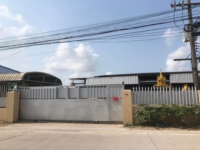 RK0919 ให้เช่าโกดัง มีเครน 2 ตัว พร้อมออฟฟิศ และบ้านพักคนงาน ที่ดิน 600 ตารางวา  ซ. คีรี ถ สุขุมวิท ต ห้วยโป่ง ระยองโกดัง ต. ห้วยโป่ง ระยองที่ตี้ง  ซ. คีรี ถ สุขุมวิท ต. ห้วยโป่ง อ .เมือง จ. ระยองพื้นที่ 2,400 ตรม.(1 ไร่ 2งาน)โกดัง 400 ตารางเมตร เครนไฟฟ้า2ตัวออฟฟิศ 1 หลัง ห้องสโตร์เก็บของ 3ห้อง4ห้องน้ำห้องพักคนงาน 9 ห้องไฟโรงงาน 3เฟส 100แอมป์ราคาเช่า  55,000บาท/เดือนWarehouse for sale in Huai Pong Subdistrict, Rayong.Location: Soi Kiri, Sukhumv