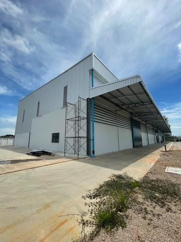 ให้เช่าโรงงาน ถนนบางปลา ตำบลบ้านเกาะ เมืองสมุทรสาคร 5,100 ตารางเมตรหน้ากว้าง 82เมตร ลึก 74เมตร ผังสีชมพู ขอรง.4 ได้(RK999)ติดต่อAgent : คุณเด่นชัย: 09-8481-8989:06-2839-4747ID Line :0984818989:https://line.me/ti/p/LRgsghypggWhatsApp :+66984818989ที่ตั้ง : โครงการเซ็นเตอร์วัน ถนนบางปลา ตำบลบ้านเกาะ อำเภอเมือง จังหวัด สมุทรสาคร 74000ขนาดพื้นที่ โกดัง 5,100 ตร.ม หน้ากว้าง 82เมตร ลึก 74เมตรรายละเอียด :- 1 ออฟฟิศ / 2 ห้องเก็บของ / 5 ห้องน้ำ (รวมออฟฟิศ)- ประปา 4�