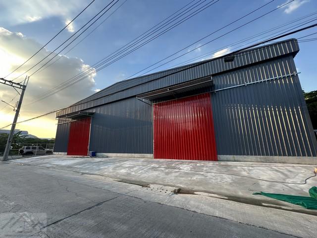 ให้เช่าโกดัง 300 ตรม. ไฟ 3 เฟส ย่านลาดพร้าว 101 โพธิ์แก้ว 3 นวมินทร์ 111 เกษตรนวมินทร์ติดต่อ:: ชยา โทร/ID Line:: 0942823961Link Line:: https://line.me/ti/p/3xFA1An8Kcรหัส # T26-499โกดังย่านลาดพร้าว 101 โพธิ์แก้ว 3 นวมินทร์ 111 เกษตรนวมินทร์ขนาด 300 ตรมห้องน้ำ 1 ห้องไฟ 3 เฟส 15/45จอดรถได้ 5 คันรถเล็ก-ใหญ่เข้าได้สะดวกซอยโพธิ์แก้ว 3 เชื่อมนวมินทร์-ลาดพร้าว-ประดิษฐิ์มนูธรรม*** ราคาเช่า 45,000 บาท/เดือน หลังหัก ณ ที่จ่าย ประกัน 2 เดือน ล่วงหน�