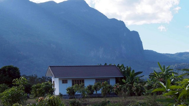 ขายที่ดินพร้อมบ้านพัก 7-1-99ไร่ 5.6ลบ. ฟรีโอน วิวดอยหลวงสวยงาม ต.เมืองงาย  อ.เชียงดาว เชียงใหม่ขายที่ดิน พื้นที่ 7ไร่ 1งาน 999ตรว. พร้อมบ้านพักตากอากาศ บ้านสวน 1 หลังเล็กๆพืกัด ตำบลเมืองงาย  อำเภอเชียงดาว จังหวัดเชียงใหม่วิวดอยหลวง สวยงาม ชัดเจน บรรยากาศดีมากเหมาะสำหรับอยู่อาศัย เก็งกำไร หรือแบ่งแปลงขายได้  เข้าออกสะดวก  ขายราคา ไร่ละ 750,000.- รวมโอน  เฉลี่ย 1,875.- บาท/ตารางวา 