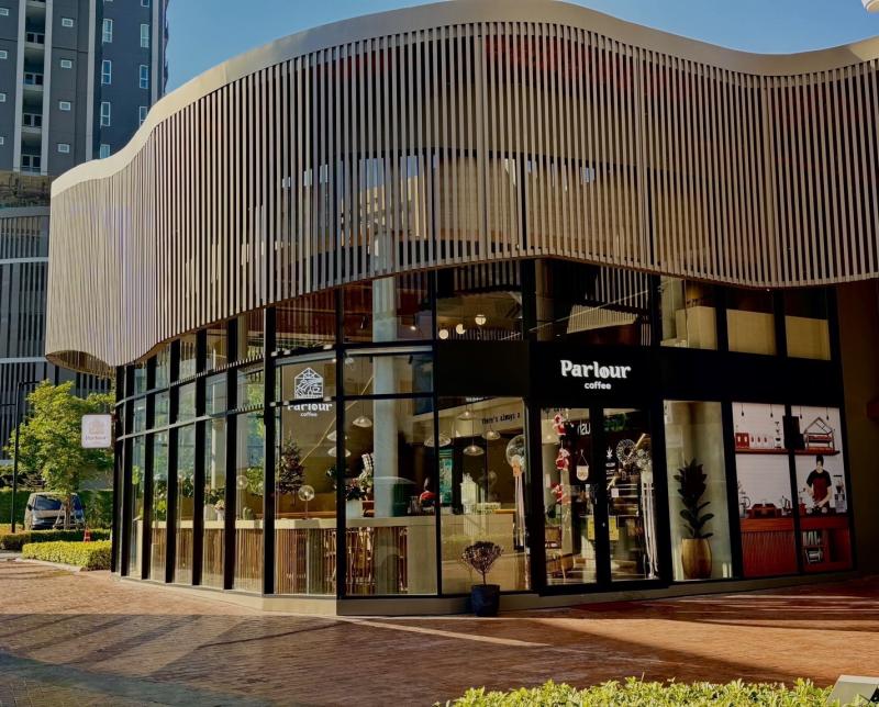 สนใจติดต่อโทร 081-416-8888โทร 083-595-5533เซ้งเพียง 4.5 ลบ #สร้างและอุปกรณ์กว่า 7 ล้าน&nbsp; #รามคำแหง 24/2- ร้านกาแฟ + อาหาร&nbsp; #หน้าคอนโดศุภาลัย เวอรันดา รามคำแหง- มีที่จอดรถลูกค้าเยอะ- ในโครงการร้านอาหาร- ทำเลดี มีลูกค้าประจำ ลูกค้าเดลิเวอรี่ ฐานลูกค้าอินฟู ลูกค้าจัดเลี้ยงบริษัท- ลูกค้าที่มาคอนเสิร์ตราชมังคลากีฬาสถาน และลูกค้าที่มาดูบอล- ขนาดร้าน : พื้นที่ชั้น 1 และ 2 รวม 160 ตรม.- ปัจจุบ�