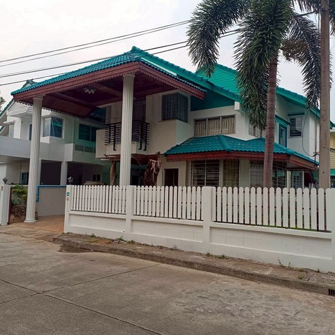 ให้เช่า 28,000 บาท/เดือน #บ้านนันทิมา #สันผักหวาน #หางดง บ้าน 2 ชั้น ทำเลทอง #ใกล้นานาชาติหลายแห่ง บรรยากาศเงียบสงบ เดินทางสะดวก เหมาะสำหรับครอบครัวและชาวต่างชาติรายละเอียดตัวบ้าน3 ห้องนอน3 ห้องน้ำห้องนั่งเล่นห้องครัวที่จอดรถเครื่องใช้ไฟฟ้าแอร์เครื่องทำน้ำอุ่น 2 เครื่องตู้เย็นทีวีไมโครเวฟค่าเช่า 28,000 บาท/เดือน (รวมค่าส่วนกลางแล้ว)สิ่งอำนวยความสะดวกในโครงการร�