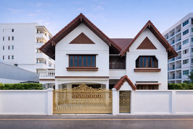 MRTรัชดาภิเษก 450ม. รัชดา15-23 ใกล้เซ็นทรัลลาดพร้าว 900 ม. วิภาวดี14-20 บ้านเดี่ยว 2 ชั้น 3 นอน 3 น้ำ ใกล้ MRTลาดพร้าว 800ม. 81 ตร.วา. 220 ตร.ม. 39,999 B-M. ทำเลใจกลางเมือง เดินทางสะดวก เชื่อมต่อหลายเส้นทาง เหมาะสำหรับอยู่อาศัย และทางด่วน เดินทางเข้าเมืองง่าย MRT Ratchadaphisek 450m Ratchada15-23  near Central Ladprao 900m. Two-story detached house 3bed Vibhavadi 14-20 3bath near MRT Ladprao 800m. 81sq.wa. 220sq.m. 39,999 B-M Prime city location convenient transportation connecting multiple routes ideal for living  and expressway easy access to the cityวิภาวดีรังสิต14-20ถ.รัชดาภิเษก1