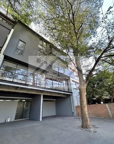 ให้เช่าโฮมออฟฟิศ ย่านรัชดา 32 ลาดพร้าว 35 ใกล้ MRT ลาดพร้าว , BTS รัชโยธิน BTS พหลโยธิน 24ปล่อยเช่า 2 ยูนิต ไฟฟ้า 3 เฟส ระบบรองรับจุดชาร์จไฟ EV 2 จุด ( โนเวทใหม่ จดทะเบียนบริษัทได้ )ราคาเช่า 110,000 บาท / เดือน / ยูนิต ( สัญญาขั้นต่ำ 3 ปี ประกัน 2 เดือน ล่วงหน้า 1 เดือน )ที่ตั้ง ถนนรัชดา ซอยรัชดา 32 แขวงจตุจักร เขตจตุจักร กรุงเทพมหานคร 10900ติดต่อ : คุณภัสพงณ์ 0634098164Line : binkem22https://www.facebook.com/profile.php?id=61581484955548พื้นที่ใช�