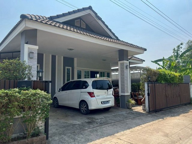 #โซนหางดง ขายเพียง 2.29 ล้าน (บ้านเปล่า) บ้านสวยชั้นเดียว #คันคลอง #น้ำแพร่ ทำเลทอง #ใกล้กาญจน์กนก25 ใกล้เมือง ราคาเบาๆ อยู่สบาย ไม่ต้องจ่ายค่าส่วนกลาง! เดินทางเข้าเมืองสะดวก #น้ำไม่ท่วมรายละเอียดบ้านขนาดที่ดิน 64 ตร.ว.3 ห้องนอน | 2 ห้องน้ำ1 ที่จอดรถของแถมแอร์เครื่องทำน้ำอุ่นผ้าม่านมุ้งลวดโซน หางดง – คันคลอง – น้ำแพร่เงียบสงบ ไม่วุ่นวายไม่มีเสียงเครื่องบินรบกวนน้ำ�