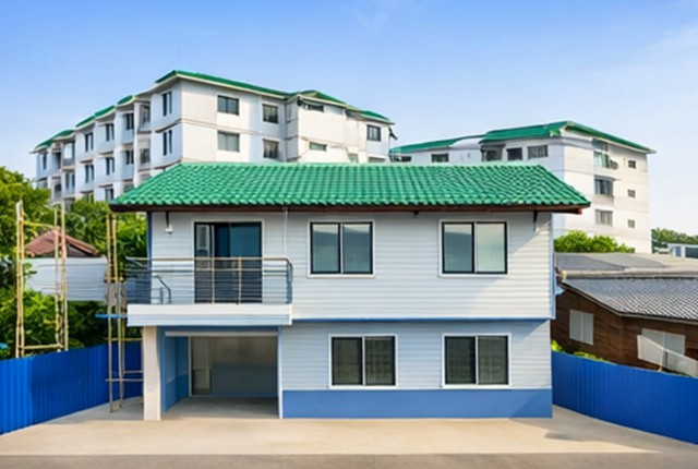 ใกล้MRT ลาดพร้าว 900 ม. รัชดาภิเษก28-36 เซ็นทรัลลาดพร้าว 1.8 กม. บ้านเช่า 2 ชั้น 2 นอน 2 น้ำ พร้อมเฟอร์ฯ  50ตร.ว. 200 ตร.ม. 29,999-34,999B-M เหมาะอยู่อาศัย ทำเลรัชดาภิเษก ใกล้ม.ราชภัฏจันทรเกษม 800 ม.ตลาด และแหล่งไลฟ์สไตล์ เดินทางสะดวก เชื่อมต่อเส้นหลักหลายเส้นทางNear MRT Ladprao (900 m), Ratchadaphisek 28-36, Central Ladprao (1.8 km). Two story house for rent 2bed 2bath near MRT Ladprao 900m. 29,999-34,999B-M fully furnished 50sq.wa. 200sq.m. ideal for living located on Ratchadaphisek Road near Chandrakasem Rajabhat University 800 m. markets and lifestyle amenities convenient transportation with connections to several ma