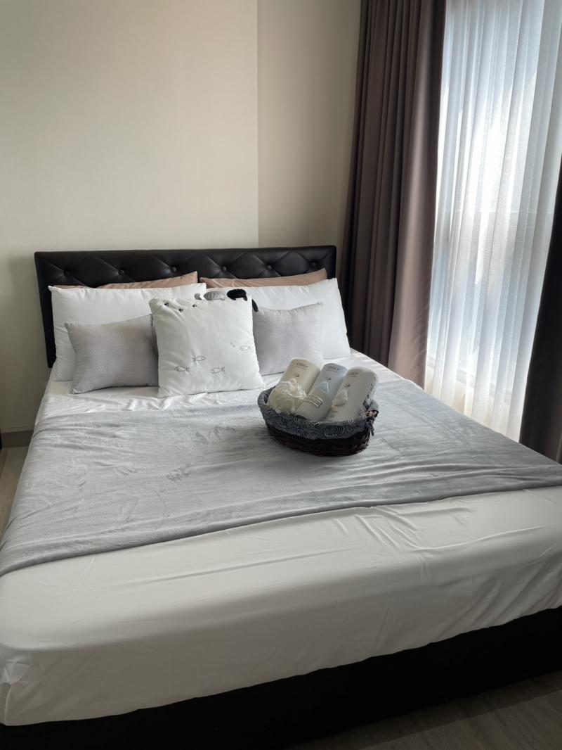 ขายคอนโด ติดสถานีรถไฟฟ้า บางอ้อ The Tree Rio Bang-Aor (เดอะทรี ริโอ บางอ้อ)ที่ตั้ง : แขวงบางอ้อ เขตบางพลัด กรุงเทพมหานคร 10700พิกัด :  https://share.google/b3NCU2DqH5G1H5xWsรายละเอียด- ห้องเลขที่ 315/608 วิวสวย- ชั้น 20 อากาศดีไม่มีฝุ่น ไม่มียุงกวนใจ - ขนาดห้อง 28.34 ตร.ม.- 1 ห้องนอน 1 ห้องน้ำ 1 ห้องรับแขก- 1 ห้องครัวแยก แต่งครบ- ระเบียงตากผ้า- 1 ที่จอดรถเหมาะสำหรับ : ซื้ออยู่เอง และลงทุนปล่อยเช่า (ปล่อยเช่าง่าย Yield ดี!!)สิ่งอ�