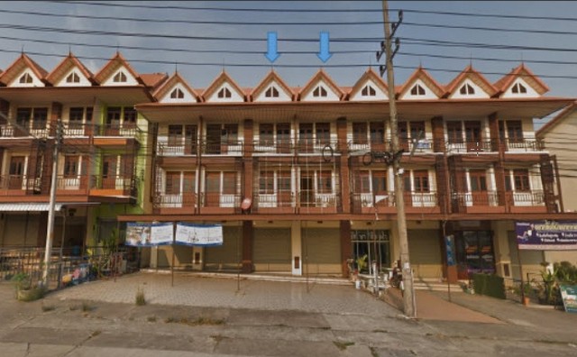  Code ID : PKT-64EE011500561  ราคา   5,940,000    บาท (ราคาต่อรองได้)  - เนื้อที่ 40 ตร.ว. -  3 ห้องนอน 6 ห้องน้ำ  -  1 ที่จอดรถ   บ้านหันไปทางทิศ ตะวันตกเฉียงใต้   พิกัดทรัพย์ : https://maps.app.goo.gl/sxTFNvqsTux3GvJJ9  สถานที่ใกล้เคียง   - ใกล้Pluak Daeng Hospital   - ใกล้ Orawin Wittaya School   - ใกล้อู่เอสเอ็มการาจ2017    สอบถามเพิ่มเติม / นัดชม โทร. 097-419-5982(พลอย) โทร. 096-932-4624(ออมสิน) Line : @panaya (มี@ด้านหน้า)  ปรึกษาสินเชื่อฟรี One Stop Service ดูแลตั้งแต่ต้นจนจบบริษัท ปณยาคิดดี จำกัด 