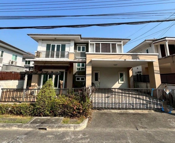   ขาย บ้านเดี่ยว/ทาวน์เฮ้าส์/คอนโด โครงการ ขาย บ้านเดี่ยว  อำเภอบางบัวทอง นนทบุรี  ตำบลพิมลราช อำเภอบางบัวทอง นนทบุรี  ราคาโปรโมชั่น 3,185,000     บาท    ลดจาก   5,005,000    บาท ราคาโปรโมชั่นตั้งแต่วันที่  13 มีนาคม - 31 พฤษภาคม 2569  รายละเอียดทรัพย์ -  เนื้อที่ 0-0-65.4    ตารางวา  -  3ห้องนอน 2ห้องน้ำ  -  1 ที่จอดรถ   พิกัดทรัพย์ : https://maps.app.goo.gl/LqQKiF9zPJ987REP8  สถานที่ใกล้เคียง   -  แจส กรีน วิลเลจ บางบัวทอง -  โรงเรียน กสิ