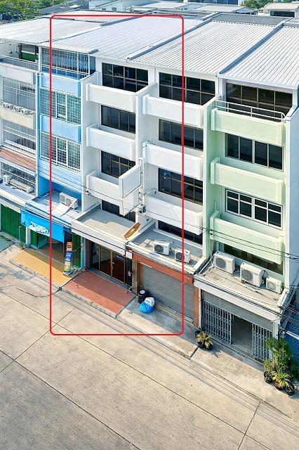 ถ.พรานนก-พุทธมณฑล ทำเล จรัญสนิทวงศ์25-31 ใกล้ MRTแยกไฟฉาย 200 ม. สำนักงาน 2 ชั้น 2-3นอน 1 น้ำ 16ตร.วา.70 ตร.ม. 14,998B-M. ฟังก์ชันครบ เหมาะทำธุรกิจ หรือโฮมออฟฟิศ เดินทางสะดวก ใกล้แหล่งชุมชน ตลาดบางขุนศรี 1.2 กม.สถานพยาบาล และสิ่งอำนวยความสะดวกครบครัน เดินทางสะดวก รองรับทั้งรถยนต์ และรถไฟฟ้าPhran Nok Phutthamonthon near MRT YaekFaiChai 200m. Two story office space 2-3bed and 1 bath   Charansanitwong25-31 16sq.wa.70sq.m. 14,998B-M Fully functional suitable for business or home office Convenient transportation close to community amenities Bang Khun Sr