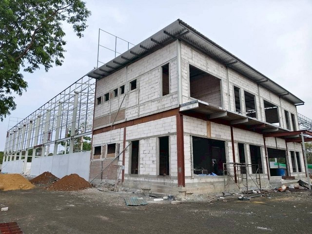 #ขายโรงงานสร้างใหม่ใกล้นิคมเกตเวย์ฉะเชิงเทรา#ขายโรงงานและให้เช่าโรงงานสร้างใหม่ใกล้นิคมเกตเวย์ฉะเชิงเทรา????️ผังม่วงลาย✴️บนเนื้อที่ดิน 4  ไร่  (สามารถขยายพื้นที่เพิ่มได้)✴️โรงงานพื้นที่ใช้สอย  2600 ตรม.????ใกล้นิคมเกตเวย์ซิตี้ฉะเชิงเทรา  ????ราคาขาย   50  ล้านบาท????รายละเอียด????????โรงงานพื้นที่ใช้สอย 2,600ตรม     *พื้นที่ออฟฟิศสำนักงาน 2 ชั้น      พื้นที่รวม  400  ตรม.????     *แบ่งเป็นอ�