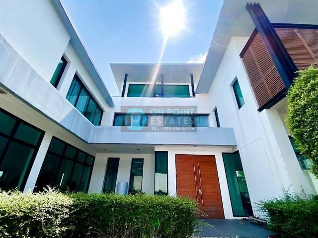 Detached House In Karnchanaphisek (Agent Post)                       3 Bedrooms 4 Bathrooms for Sale** SELLING PRICE : 33,561,000 Baht [99,000 Baht. /Sq.w.] (Transfer fee 50/50) **Listing ID : D2771Location : Karnchanaphisek Road.Type : 3 Bedrooms 4 Bathrooms 1 Maid QuarterSize : 339 Sq.w. (Usable Area 500+ Sq.m.)Function :- Fully Fitted- Parking Area- Near Karnchanaphisek Road.บ้านเดี่ยว ถนน กาญจนาภิเษก ขาย 3 ห้องนอน 4 ห้องน้ำ** ราคาขาย : 33,561,000 บาท [99,000 บาท ต่อตารางวา] (โอนกรรมสิทธิ์ 50/50) **Listing ID : D2771พื้นที่ : ถนน กาญจนาภิเษกประเภท : 3 ห้องนอน 4 ห้องน้ำ 1 ห้องแม่บ้านขนาด : 339 ตารางวา พื้นที่ใช้สอย 500+ ตารางเมตรFunction : - เฟอร์นิเ