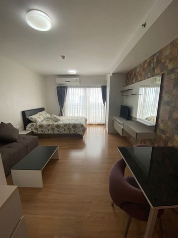 TEL : 092-288 9359 คุณดนิตาLine : https://line.me/ti/p/yxo92dHWP1ใช้ชีวิตเหนือระดับ กับวิวทะเลสุดหรู ที่ “ศุภาลัย มาเรย์ พัทยา” ราคาเพียง 2.15 ล้านบาทค่าโอน 50/50 สัมผัสความงดงามของการพักผ่อนในคอนโดหรู ชั้น 25 ที่เปิดรับวิวพัทยาได้อย่างเต็มตาห้อง สตูดิโอ ขนาด 32 ตร.ม. ออกแบบลงตัว มาพร้อม เฟอร์นิเจอร์ครบเซ็ตเพิ่มบรรยากาศอบอุ่นด้วย ผนังวอลเปเปอร์ และผ้าม่าน 2 ชั้น จุดเด่นที่คุณจะตกหลุมรัก:- วิวสูงสุ�