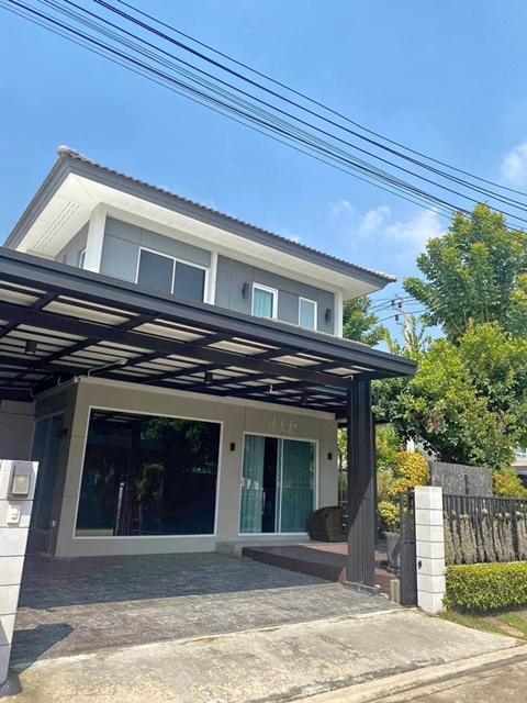 กันตนา2.2 กม. ตลาดพระเงิน2.1 กม. ให้เช่า บ้านเดี่ยว 2 ชั้น 3 นอน 4 น้ำ52 ตร.วา.210 ตร.ม. ม.มหิดล ศาลายา 7.6 กม. 24,998 b-m 5แอร์ แหล่งช้อปปิ้ง ตลาดน้ำวัดตะเคียน 4.1 กม.หาของกินสะดวก MRT ตลาดบางใหญ่ 6.7 กม.เดินทางสะดวก Kantana 2.2 km. PhraNgoen Market 2.1 km. for rent 2-storey detached house 3bed 4bath 52sq.wa.210sq.m. Mahidol University Salaya 7.6 km. 24,998 b-m 5a/c shopping area Talat Nam Wat Takian 4.1 km. easy to find food MRT Talat Bang Yai 6.7 km. easy to travel                          ถ.บางม่วง - บางคูลัดตำบลบางม่วง อำเภอบางใหญ่ นนทบุรี 1114052 ตร.วา.210 ตร.ม.52 sq.wa. 210 sq.m.3 ห้อง�