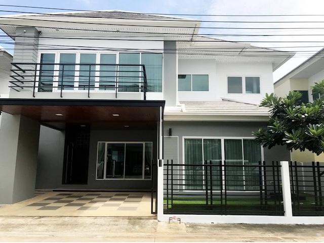 ให้เช่าบ้านเดี่ยว 2 ชั้น หมู่บ้านรัชชา 5 ราชพฤกษ์ กาญจนาภิเษก บ้านหรู พร้อมอยู่ ใกล้พระราม 5ติดต่อ Agent คุณบัว (Bua)Tel: 093-646-4597LINE ID: Bua093ราคาเช่า 38000 บาทต่อเดือนรายละเอียดให้เช่าบ้านเดี่ยว 2 ชั้น โครงการหมู่บ้านรัชชา 5 ทำเลศักยภาพ เข้าออกได้ทั้งถนนราชพฤกษ์ และกาญจนาภิเษก ใกล้โซนพระราม 5 และบางใหญ่ เดินทางสะดวก เหมาะสำหรับครอบครัวที่ต้องการบ้านกว้างขวาง บรรยากาศเงียบสงบ แล