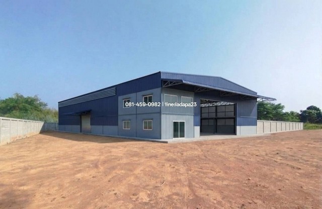 #ขายโรงงานสร้างใหม่พนัสนิคมชลบุรี#ขายโรงงานพนัสนิคมเนื้อที่ 2 ไร่???? โรงงานพร้อมดำเนินธุรกิจ (โซน EEC ชลบุรี)???? ที่ตั้ง: ต.นาวังหิน อ.พนัสนิคม จ.ชลบุรี????พื้นที่สีเหลือง (สามารถทำโรงงานผลิตได้ โรงงานอยู่ใกล้กับโรงงานที่ผลิตอุตสาหกรรม โรงงานเคมีภัณฑ์)????รายละเอียด:???? ขนาด 2 ไร่???? พื้นที่ “สีม่วง” รองรับโรงงานเต็มรูปแบบ???? โกดังขนาดใหญ่ พื้นที่ใช้สอย 1,000 ตร.ม.???? ไฟฟ้า 250 KVA (�