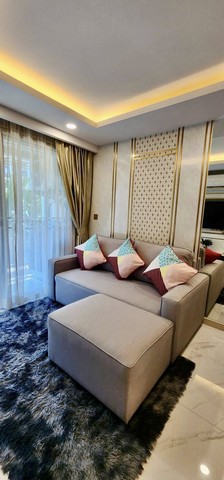 AOM 2748FOR RENT  DUSIT GRAND PARK 2 ห้องใหม่ เฟอร์นิเจอร์ใหม่ตกแต่งใหม่ครบชุดห้องใหม่ไม่เคยปล่อยเช่าเลยค่ะห้องสวยตรงปก2Bedroom 2 bathroom 3 floor building A  Corner room with pool view30,000/month Deposit 2month Yearly contract ติดต่อขอรูปและรายละเอียดเพิ่มเติม  สนใจนัดชมสถานที่จริงContact  TEL/LINE คุณต๋อม 081-925-2443          TEL/LINE คุณต๋อย 086-542-7078อสังหาริมทรัพย์ ยินดีรับฝากขาย-เช่า อสังหาริมทรัพย์ทุกชนิด