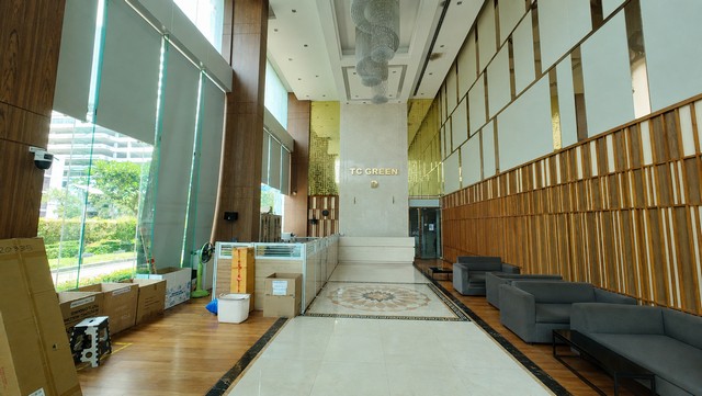 ขายคอนโด **ทีซี กรีน พระราม 9 อาคาร D ชั้น 9**ห้องแบบ **1 ห้องนอน 1 ห้องน้ำ** เฟอร์นิเจอร์ครบ พร้อมเข้าอยู่ เหมาะสำหรับคนทำงานในเมืองที่ต้องการคอนโดทำเลดี เดินทางสะดวก ใกล้โซนพระราม 9–รัชดา–อโศก และเหมาะสำหรับนักลงทุนที่มองหาทรัพย์ปล่อยเช่าในทำเลที่มีความต้องการสูงจุดเด่นของห้องนี้คืออยู่ **ชั้น 9** ไม่สูงจนเกินไป ใช้งานสะดวก บรรยากาศเป็นส่วนตัว ห้องจัดเป็นสัด�