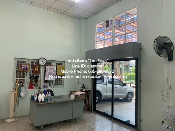 DHL-002.2สนใจติดต่อ: โดม รัชดา โทร: 065-586-9872ไลน์ไอดี: giantmw หรือ @yem0202n.ขายถูกโรงงาน+โกดัง+สำนักงาน+บ้านพักอาศัย (แปลงหัวมุม) ซ.เพชรเกษม พร้อมเฟอร์ ฯ. (8.5 ล้านบาท) .รายละเอียดโครงการ: โครงการเป็นเขตอุตสาหกรรมที่แวดล้อมด้วยอุตสาหกรรมโรงงานทั้งในโครงการเดียวกัน และย่านอุตสาหกรรมใกล้เคียง.ทำเลที่ตั้ง: ซอยเพชรเกษม 95 ต.อ้อมน้อย อ.กระทุ่มแบน จ.สมุทรสาคร.ราคาเสนอขาย: 8,500,000 บาท พร้อมเฟอร์
