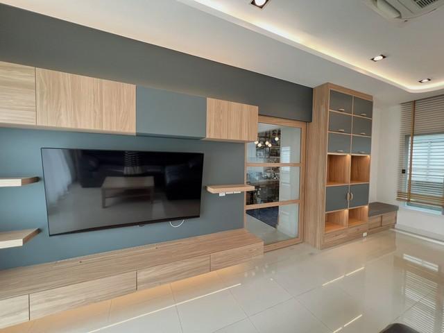 ขายบ้านเดี่ยว2ชั้น55ตร.วโครงการแกรนดิโอวิภาวดี-รังสิตซอยคลองหลวง10 type marano บิ้วอินทั้งหลัง ใกล้โทรย์เวย์เพียง 2 นาทีราคาขาย 10,900,000 บาทราคาเช่า 75,000 บาท / เดือน ( ประกัน 2 เดือน ล่วงหน้า 1 เดือน )ที่ตั้ง ถนนพหลโยธิน ซอยคลองหลวง 10 ตำบลคลองหนึ่ง อำเภอคลองหลวง ปทุมธานี 12120ติดต่อ : คุณภัสพงณ์ 0634098164Line : deedee23https://www.facebook.com/profile.php?id=61581484955548เนื้อที่ 55 ตารางวา พื้นที่ใช้สอย 167 ตารางเมตร จำนวน 2 ชั้น 4 ห้อง�
