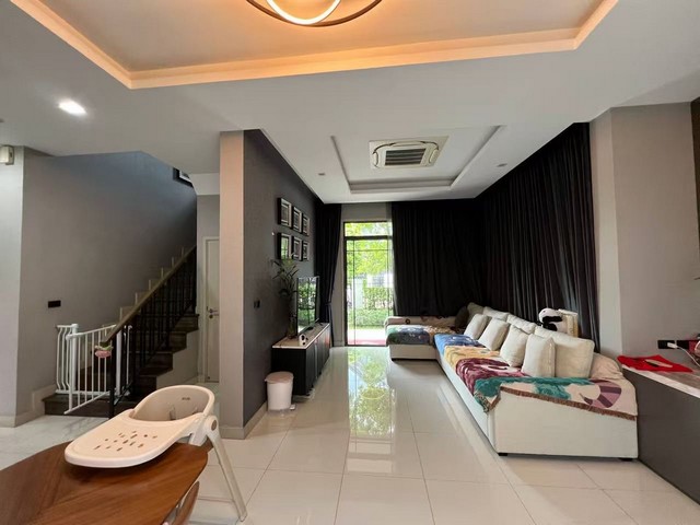 PP493 ขายบ้านเดี่ยว บางกอก บูเลอวาร์ด รามอินทรา-เสรีไทย 2 Bangkok Boulevard Ramintra-Serithai 2 ซอยเสรีไทย 71 ถนนเสรีไทยราคาขาย 14,500,000บาทติดต่อ คุณช่อผกา โทร 0616198565 LINE 0616198565สำรอง LINE 0812523279 ส่งลิ้งก์ไว้ได้เลย-ขายบ้านเดี่ยว บางกอก บูเลอวาร์ด รามอินทรา-เสรีไทย 2 Bangkok Boulevard Ramintra-Serithai 2-ที่ดินขนาด 56 ตารางวา-พื้นที่ใช้สอย 180 ตารางเมตร-4 ห้องนอน 4 ห้องน้ำ-ที่จอดรถ 2 คัน-พร้อมเฟอร์นิเจอร์ บิ้วอิน บางส่วน-ใกล้ ทางด่วนกาญจน�