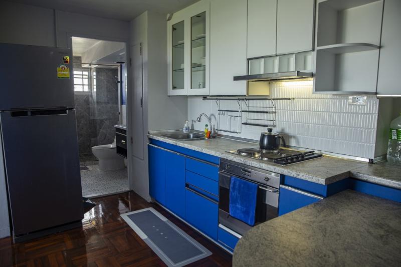 ขายคอนโดพระราม 9 ห้องหัวมุมรีโนเวทใหม่ ทำเลดี Premier Place Condominium (RAMA 9)