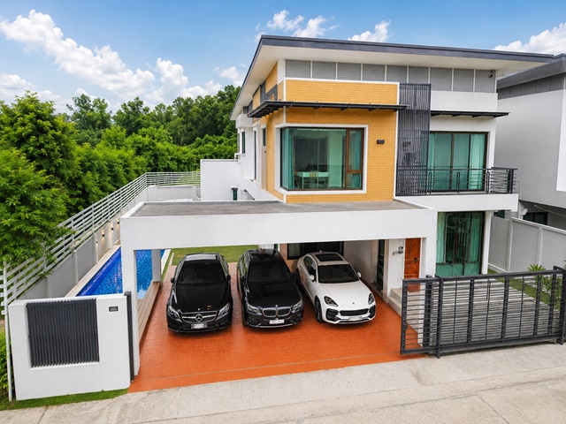 สารสาสน์วิเทศบางบอน 300 ม. แอร์ 7ตัว 25นาที สาทร 16กม. คฤหาสน์ 2ชั้น  Pool Villa 5-6นอน เพชรเกษม69  บ้านเดี่ยว  7น้ำ พร้อมสระว่ายน้ำและห้องแม่บ้าน 440ตร.ม. 105ตร.ว. ใกล้ Zanook Wake Park 300ม.  ลัดดารมย์ 48,998-49,999 B-MSarasas Witead Bangbon Sch 300m. 25mins Sathorn 16km. Pool Villa 2Storey Mansion 5-6beds Phetkasem69  Detached house  7baths featuring a private pool and maid’s room. 440sq.m. 105sq.wah Zanook Wake Park 300m. Laddarom  48,998-49,999 B-Mเพชรเกษม69 ถนนบางบอน 3 แขวงบางบอนเหนือ เขตบางบอน กรุงเทพมหานคร1minshttps://youtube.com/shorts/ebUT9O4KajYhttps://youtube.com/shorts/Tn9Bx2Sb444https://youtube.com/shorts/rfFG23801Ysเนื�