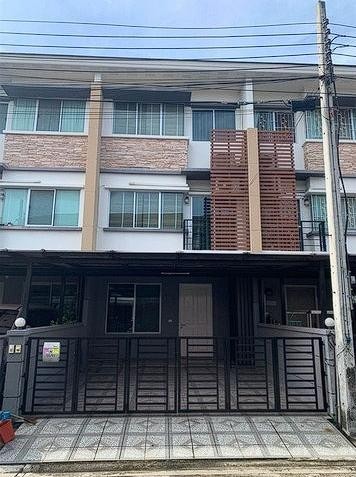 ให้เช่า ทาวน์โฮม 3 ชั้น โครงการ ทาวน์พลัส เกษตร นวมินทร์ คลองลำเจียก นวลจันทร์ ใกล้ โรงเรียนเลิศหล้า CDCติดต่อ คุณปอ : 061 619 8565ID line: 061 619 8565แอดไลน์กดที่ลิงค์นี้ได้เลยครับ : https://line.me/ti/p/zu0mm-ozFXติดต่อ คุณบิว : 081 252 3279 ID line: 061 787 9691แอดไลน์กดที่ลิงค์นี้ได้เลยครับ : https://line.me/ti/p/SR5Ehdv_q-** รหัส BT142ราคา 25,000 บาท/เดือน ประกัน 2 ล่วงหน้า 1 สัญญา 1 ปี**ไม่รับสัตว์เลี้ยงและออฟฟิศ พักอาศัยเท่านั้น**- ทาวน์โฮม 3 ชั้น โครงก�