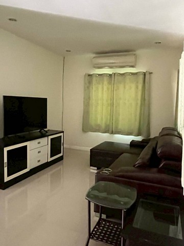 รหัสทรัพย์  M650538ให้เช่าบ้านเดี่ยวหลังใหญ่ อ.หัวหิน จ.ประจวบคีรีขันธ์ (รหัส M650538)บ้านสวย บรรยากาศดี บนพื้นที่กว้างขวาง 100 ตารางวา พร้อมเข้าอยู่ทันที✨ รายละเอียดบ้าน2 ห้องนอน2 ห้องน้ำเฟอร์นิเจอร์ครบเครื่องปรับอากาศ 3 เครื่องพื้นที่กว้าง เหมาะสำหรับอยู่อาศัยแบบสบายๆ???? ค่าเช่าเพียง 30,000 บาท/เดือน???? สัญญาเช่ารายปี????????‍♀️สนใจติดต่อ:????????‍♀️โทร   : แหม่ม 083 459 2878ID​(line):madosiam5678ลูกค้า�