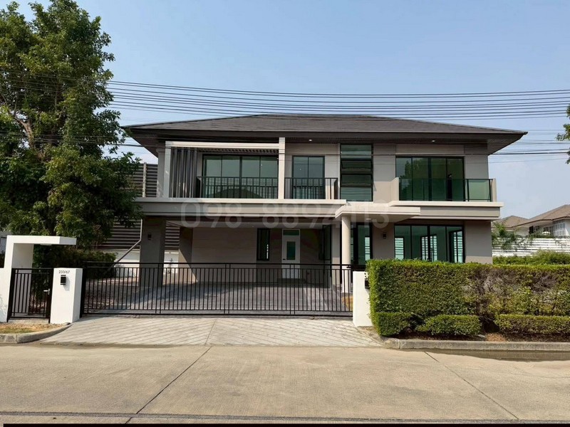 บ้านเดี่ยว 2 ชั้น พร้อมสระว่ายน้ำ หมู่บ้าน ณุศาศิริ ซิตี้ พระราม 2ราคาพิเศษ 12,900,000 บาท** ฟรีโอน **----------------------------------------รายละเอียด- บ้านเดี่ยว 2 ชั้น  ขนาดที่ดิน 154.4 ตารางวา- 3 ห้องนอน 5 ห้องน้ำ ห้องรับแขก ห้องครัวนอก ห้องแม่บ้าน- จอดรถ 4-5 คัน- พร้อมสระว่ายน้ำ ขนาด 2.2 x 10 เมตร- หน้าบ้านทิศใต้- ปรับปรุงใหม่พร้อมอยู่สถานที่ใกล้เคียง - รร.นานาชาตินอริช- โรงพยาบาลพานาซี พระราม2 - Central ,Tesco Lotus , Big C พร�