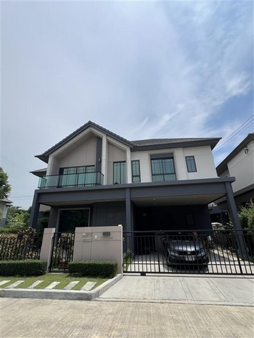    ขายบ้านเดี่ยว 2 ชั้น โครงการ บางกอก บูเลอวาร์ด แจ้งวัฒนะ 2    ตำบลบางตะไนย์ อำเภอปากเกร็ด นนทบุรี  ราคา 8,290,000  บาท  (ราคาต่อรองได้)  รายละเอียดทรัพย์ -  เนื้อที่ 61.4 ตร.ว.   พื้นที่ใช้สอย 248 ตร.ม. -  4 ห้องนอน 4 ห้องน้ำ   -  ที่จอดรถ 2 คัน -  บ้านหันไปทางทิศ ใต้  พิกัดทรัพย์ : https://maps.app.goo.gl/VYnpXoYXykDQTonA7  สถานที่ใกล้เคียง   -  รถไฟฟ้า MRT แยกปากเกร็ด 5.8 กม. -  เซ็นทรัลแจ้งวัฒนะ 9.9 กม. -  โรงเรียนสวนกุหลาบ นนทบุรี 7.
