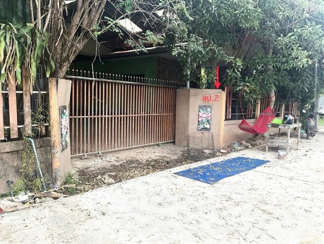   บ้านเดี่ยว ขอนแก่น ถนน เหล่านาดี อำเภอ เมืองขอนแก่น  ซอย พุติภูมิ 1 ถนน เหล่านาดี ตำบล ในเมือง อำเภอ เมืองขอนแก่น จังหวัด ขอนแก่น  ราคาโปรโมชั่น 2,638,000 บาท    ลดจาก 3,337,000 บาท ราคาโปรโมชั่นตั้งแต่วันที่ 1 เมษายน 2569 – 30 มิถุนายน 2569  รายละเอียดทรัพย์ -  เนื้อที่ 92.00 ตร.ว.  พื้นที่ใช้สอย 317.25 ตร.ม. -  6 ห้องนอน 7 ห้องน้ำ  -  1 ที่จอดรถ  -  บ้านหันไปทางทิศใต้  พิกัดทรัพย์ : https://maps.app.goo.gl/CHFPipdFRXX5D4RR7  สถานที่ใก