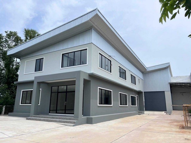AOM 2802ขาย หรือ เช่า Home Office + Warehouse ใหม่แกะกล่อง พร้อมดำเนินธุรกิจทันที 2,380 ตรม.​ ศาลายา นครปฐม   โกดัง   ที่ดิน   2-1-28.00 ไร่   ใช้สอย   2140.00 ตร.ม.ราคา 57,000,000ราคาเช่า 220,000 / เดือนรายละเอียดใครกำลังหา- โกดังพร้อมออฟฟิศ- มีที่พักผู้บริหาร + พนักงาน- รองรับธุรกิจนำเข้า-ส่งออก / E-commerce / Logistic / Showroom / Distribution Center- เดินทางเข้าเมืองง่าย แต่ได้พื้นที่ขนาดใหญ่ทรัพย์นี้ตอบโจทย์แบบหายากมากจุดเด่นที่ทำให้ทรัพย์�