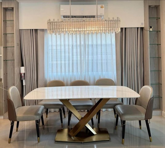 RHT2600ให้เช่าบ้านเดี่ยว ใกล้ BTS สถานีโรงเรียนนายเรือเพียง 2 กิโลเมตร และใกล้จุดขึ้น-ลงทางด่วนกาญจนาภิเษกใกล้โรบินสันสมุทรปราการ และบิ๊กซีศรีนครินทร์โครงการ เลอ นีโอ ศรีนครินทร์, บางเมือง, สมุทรปราการเนื้อที่  56 ตารางวา พื้นที่ใช้สอย : 170 ตารางเมตร ห้องนอน  3 ห้อง ห้องน้ำ 3 ห้อง แอร์ 4 ตัว จอดรถได้ 2 คันสนใจติดต่อคุณเจี๊ยบ 092-851-6969 Line :Keti2522ราคาเช่า 30,000/เดือน มัดจำ2เดือน ล่วงหน้�