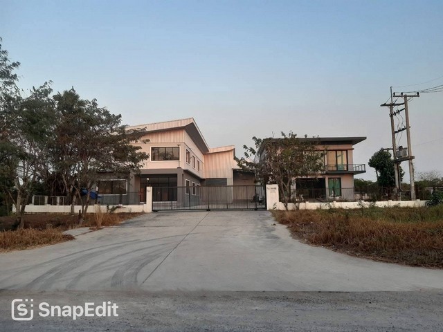 รหัสC7151 ให้เช่าโกดังพร้อมสำนักงานสภาพใหม่ พร้อมห้องพักคนงาน บนเนื้อที่ 2ไร่กว่า ย่านศาลายา นครปฐม**ให้เช่า**ราคาเช่า 220,000 บาท/เดือน สนใจติดต่อสอบถามโทร : 095-823 9789 คิทLine id : candy.456Line Add Friend : https://line.me/ti/p/rHhjrvhm_zโทร : 091-782 8924 ต้นLine : seng.456Line Add Friend : https://line.me/ti/p/iHsUxP2IlTโกดังพร้อมสำนักงานสภาพใหม่ บนเนื้อที่ 2ไร่กว่า ย่านศาลายา นครปฐมHome office + โกดังสินค้า (ใหม่มากๆ ยังไม่เคยเข้าอยู่)เนื้อที่ 2 ไร่  1 งาน  28 ตารางวาสำนั