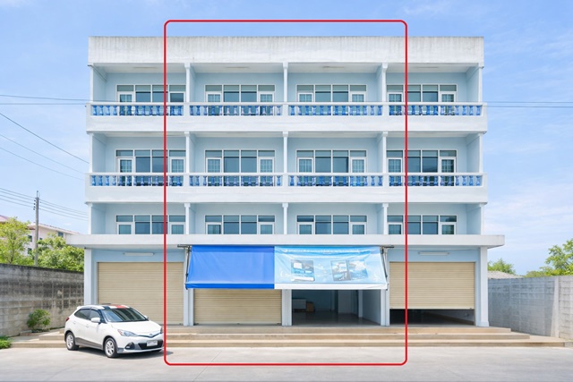  2 คูหา 8 นอน 6 น้ำ ถ.เอกชัย85-93 โรงพยาบาลบางปะกอก 8  ขาย-เช่าอาคารพาณิชย์ 4 ชั้นใกล้ตลาดสดศิริชัย 850 ม.และตลาดพม่า บางบอน 40 ตร.ว. 560 ตร.ม.16,999 B-M. ขาย 6.99 ลบ.โครงสร้างแข็งแรง ติดถนนเอกชัย ทำเลค้าขายศักยภาพ เหมาะสำหรับธุรกิจ โฮมออฟฟิศ คลังสินค้า หรืออยู่อาศัย พร้อมจดทะเบียนบริษัทได้ ใกล้รร.พระยามนธาตุราชศรีพิจิตร์ 1.1 กม.โรงพยาบาล และทางด่วน4-story commercial building with 2 units Ekachai Rd.85-93 Bangpakok8 Hospital For sale or rent 8 bed 6 bath