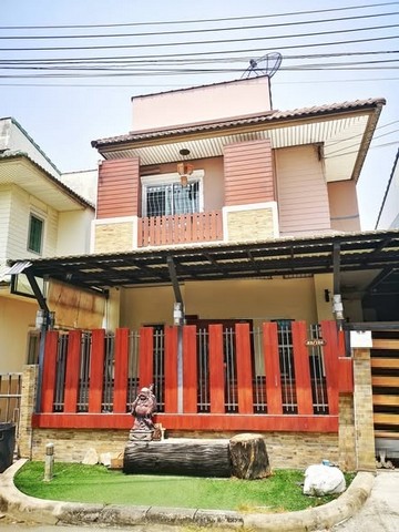 RT01963 ให้เช่าบ้าน 2 ชั้น มี 4 ห้องนอน 3 ห้องน้ำ   หมู่บ้านพล วัชรพล ถนนสุขาภิบาล5 ใกล้ๆ 5แยกวัชรพลโครงการ,  หมู่บ้านพล วัชรพล ถนนสุขาภิบาล5 หมู่บ้าน พล วัชรพล สุขาภิบาล 5  แขวงท่าแร้ง เขตบางเขน กรุงเทพมหานครบ้าน2 ชั้น 30 ตร.ว  133 ตร.มมี 4 ห้องนอน 3 ห้องน้ำ แอร์ 5 ตัวเฟอร์นิเจอร์บิ้วอินห้องครัวบิ้วอิ้น พร้อมเครื่องดูควันเสริมหลังคาภายนอก จอดรถในร่ม 1 คันปั้มน้ำ และถังเก็บน้ำหมู