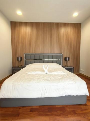ขาย บ้านเดี่ยว 3.5 ชั้น เดอะ ไพรมารี่ เพรสทีจ รัชดา-รามอินทรา THE PRIMARY PRESTIGE RATCHADA-RAMINTRAราคาขาย 11,000,000 บาท (ค่าใช้จ่ายวันโอนฝ่ายละครึ่ง)ติดต่อ คุณช่อผกา โทร 0616198565 LINE 0616198565สำรอง LINE 0812523279 ส่งลิ้งก์ไว้ได้เลย-ที่ดิน 59 ตารางวา -พื้นที่ใช้สอย 290 ตารางเมตร -จำนวน 3.5 ชั้น -4 ห้องนอน พร้อมห้องน้ำในตัว 5 ห้องน้ำ-2 ห้องครัว 1 ห้องแม่บ้านพร้อมห้องน้ำ -ที่จอดรถ 2 คันฃ-พร้อมBuilt-in และแอร์ทุกห้องสถานที่สำคัญใกล�