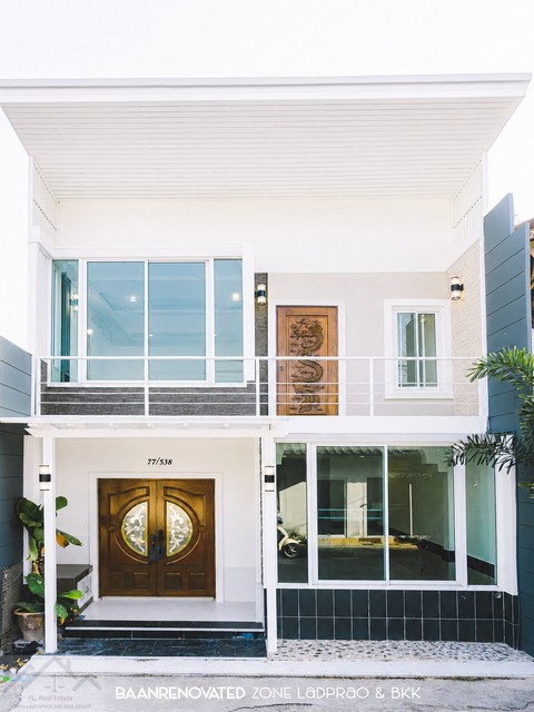 ขายทาวน์เฮ้าส์ 2 ชั้น 22 ตรว. หมู่บ้านเฟรนชิฟ ซอยมัยลาภ เกษตรนวมินทร์ รีโนเวทใหม่ สไตล์โมเดิร์น บรรยากาศดี ฟังก์ชันลงตัวทุกการใช้ชีวิต*** ราคาขายเพียง 2.99 ล้านบาท ติดต่อ:: ชยา โทร/ID Line:: 0942823961   Link Line:: https://line.me/ti/p/3xFA1An8Kcรหัส# T26-661ทาวน์เฮ้าส์ 2 ชั้น รีโนเวทใหม่ หมู่บ้านเฟรนชิฟ ซอยมัยลาภ เกษตรนวมินทร์ • เนื้อที่ 22 ตร.ว• พื้นที่ใช้สอย 176 ตร.ม • 3 ห้องนอน 2 ห้องน้ำ • 1 ห้องครัว• จอดรถหน้าบ้านได้
