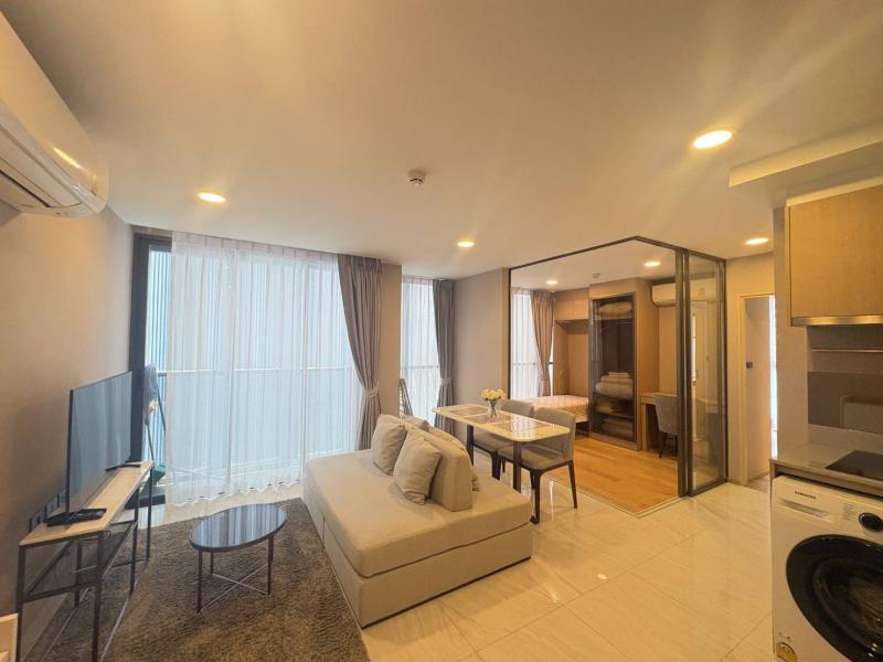 ให้เช่า คอนโด วาลเด้น อโศก Walden Asoke สุขุมวิท23 ตกแต่งสวยพร้อมอยู่ รายละเอียด :-Link ข้อมูลภาพเพิ่มเติมhttps://bit.ly/4wIhSTLhttps://www.winnerestateplus.com/ติดต่อพี่เปี๊ยก Tel : 099-494-6599 ,คุณปุ่น Tel : 089-148-8252 ให้เช่าคอนโด วาลเด้น อโศก Walden Asoke โครงการอยู่ในซอยสุขุมวิท 23 ตั้งอยู่ในใจกลางเมือง ลักษณะคอนโด Low Rise 8 ชั้น (83 ยูนิต) บรรยากาศงียบสงบ รายล้อมด้วยพื้นที่สีเขียว การเดินทางสะดวกเชื่อมต่อ อโศก สุขุมวิท พร้อมพงษ์ ทองห�