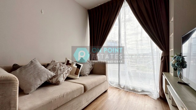 The Unique Ladprao 26 (Agent Post ) 2 Bedrooms 1 Bathroom For Rent and Sale** RENTAL PRICE : 18,000 Baht / month (1 Year Contract) **** SELLING PRICE : 4.2 MB 84,000 Baht / Sq.m. (Transfer fee 50/50) **Listing ID : A2857Location : Soi Lat Phrao 26Room Type : 2 Bedrooms 1 BathroomRoom Size : 50 Sq.m.Function :- Fully Furnished- Gym / Swimming pool / Sauna- MET Lat Phrao (200 m. / 3 mins walking distance)เดอะ ยูนีค ลาดพร้าว 26ให้เช่าและขาย 2 ห้องนอน 1 ห้องน้ำ** ราคาเช่า : 18,000 บาท ต่อเดือน (สัญญา 1 ปี) **** ราคาขาย : 4.2 ล้านบาท 84,000 บาท ต่อตารางเมตร (ค่าโอนกรรมสิทธิ์ 50/50) **Listing ID : A2857พื้นที่ : ซอย ลาดพร้าว 26ประเภท : 2 ห้องนอน 1 ห้องน้ำขนาด : 50 ตารางเ�