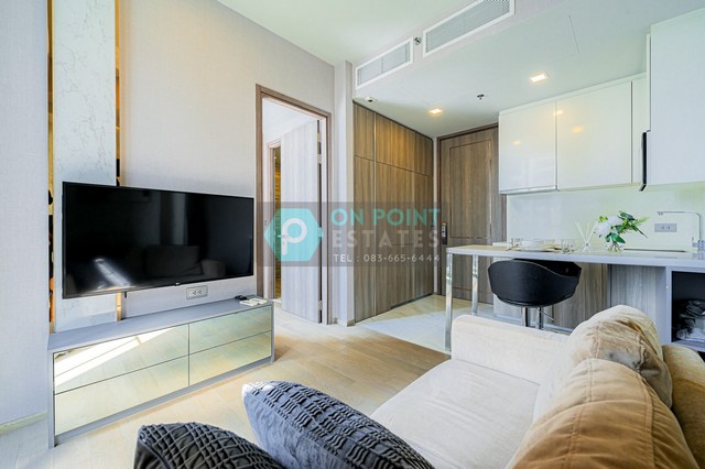 Celes Asoke (Agent Post)                        1 Bedroom 1 Bathroom for Rent and Sale** RENTAL PRICE : 35,000 Baht / month (1 Year Contract) **** SELLING PRICE : 9.2 MB 262,900 Baht / Sq.m. (Transfer fee 50/50) **Listing ID : A2860Location : Asok Montri RoadRoom Type : 1 Bedroom 1 BathroomRoom Size : 35 Sq.m.Function :- Fully Furnished- Gym / Swimming pool / Sauna- BTS Asok (350 m./ 5 mins walking distance)เซอเลส อโศกให้เช่าและขาย 1 ห้องนอน 1 ห้องน้ำ** ราคาเช่า : 35,000 บาท ต่อเดือน (สัญญา 1 ปี) **** ราคาขาย : 9.2 ล้านบาท 262,900 บาท ต่อตารางเมตร (ค่าโอนกรรมสิทธิ์ 50/50) **Listing ID : A2860พื้นที่ : ถนน อโศกมนตรีประเภท : 1 ห้องนอน 1 ห้องน้ำขนาด : 35 ตารางเมตรFunction :-
