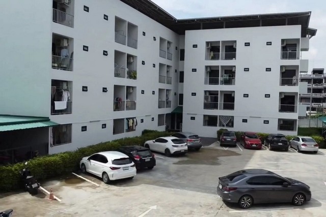 แมนชั่นทำเงิน 6-7ล้านต่อปีใกล้ธรรมศาสตร์รังสิต ราคา119 ล้านบาท นัดชมสถานที่ได้ครับ อพาร์ทเม้นใกล้ธรรมศาสตร์รังสิต ทำเงินปีละ 6-7ล้าน ขนาดพื้นที่2,000ตร.ว สถานที่ใกล้เคียง-มหาลัยธรรมศาสตร์-โรงพยาบาลธรรมศาสตร์รังสิต, -ตลาดไท -โรงงานนวนคร- แนวรถไฟรถไฟรถไฟฟ้าสายสีแดงข้อมูลรายละเอียดอาคารที่หนึ่ง 44 ห้องอาคารที่สอง 84 ห้องบ้านไม้หนึ่งหลังสองชั้นอาคารที่หนึ่งห้องล�